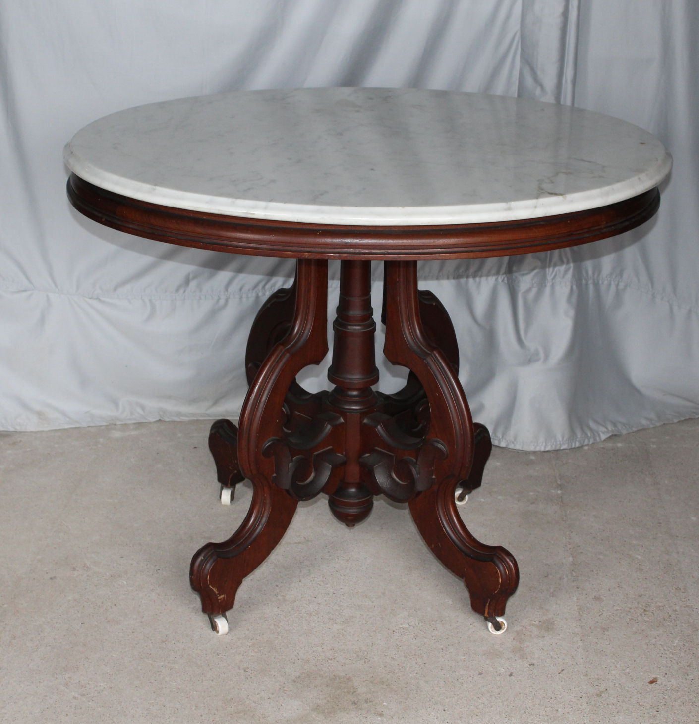 Bargain John's Antiques Antique Victorian Walnut Marble top Oval