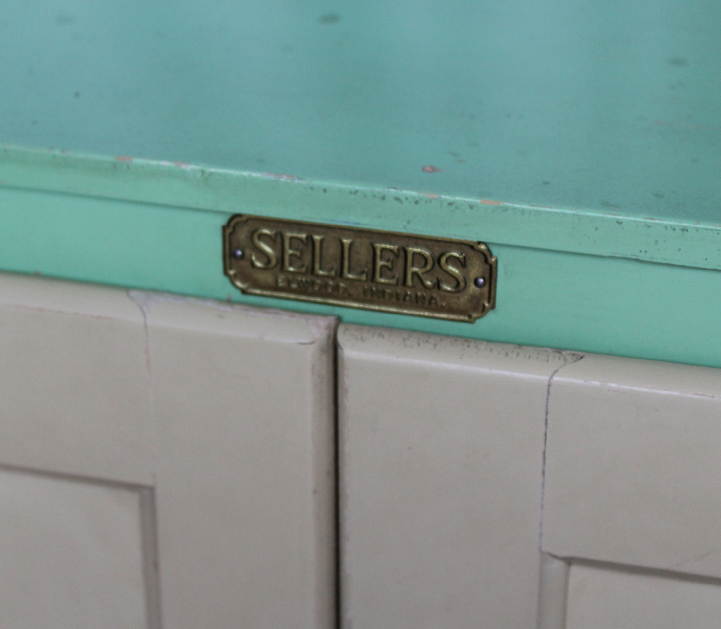 Bargain John's Antiques Antique Child's Salesman Sample Kitchen