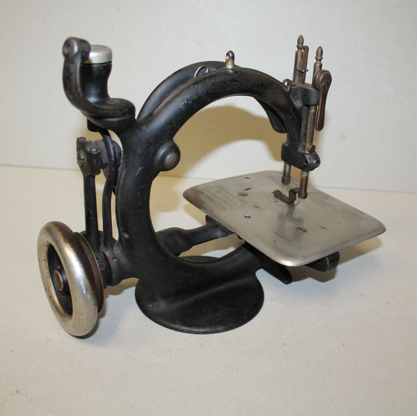 Bargain John's Antiques Antique Wilcox and Gibbs Cast Iron Sewing