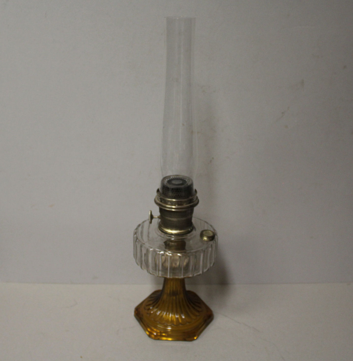 Bargain John's Antiques Aladdin Corinthian Model B Oil Lamp Clear