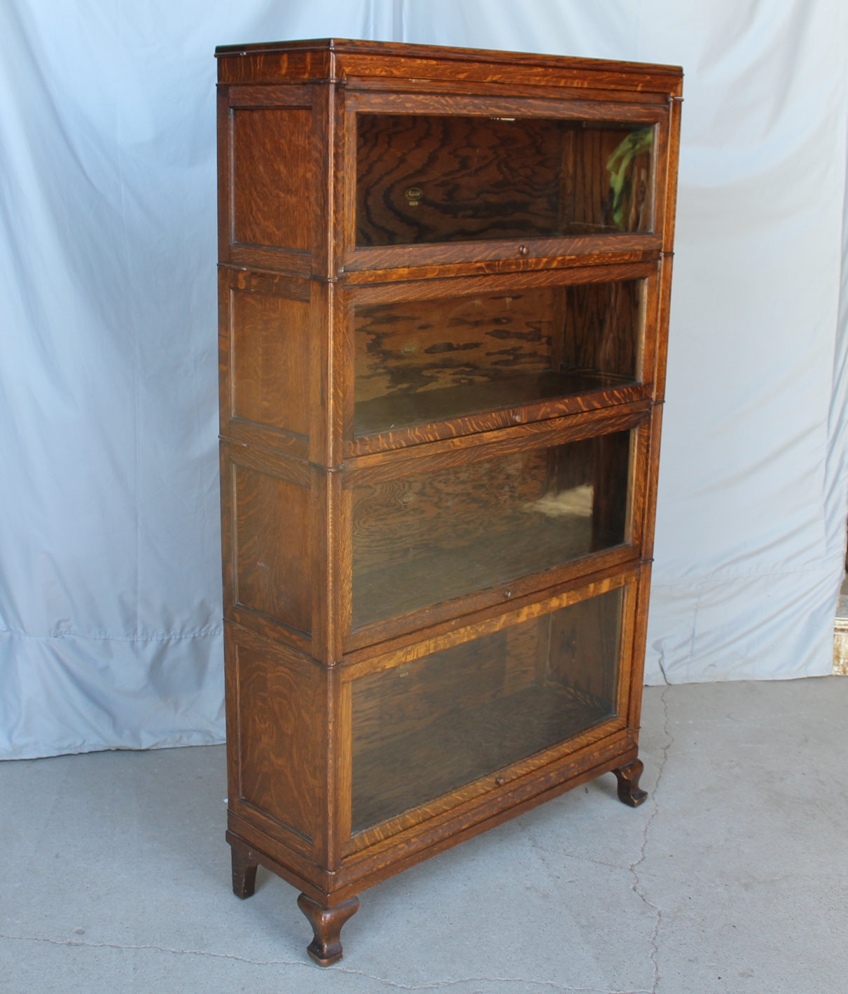 Bargain John's Antiques Antique quarter sawn Oak Bookcase made by