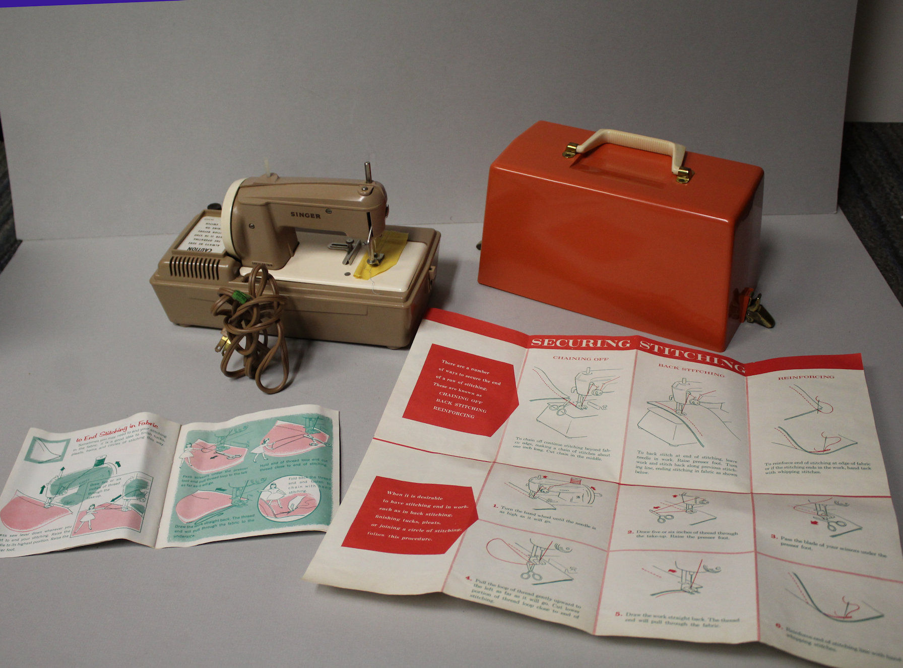 Bargain John's Antiques Singer Sewhandy Electric Model 50 Sewing