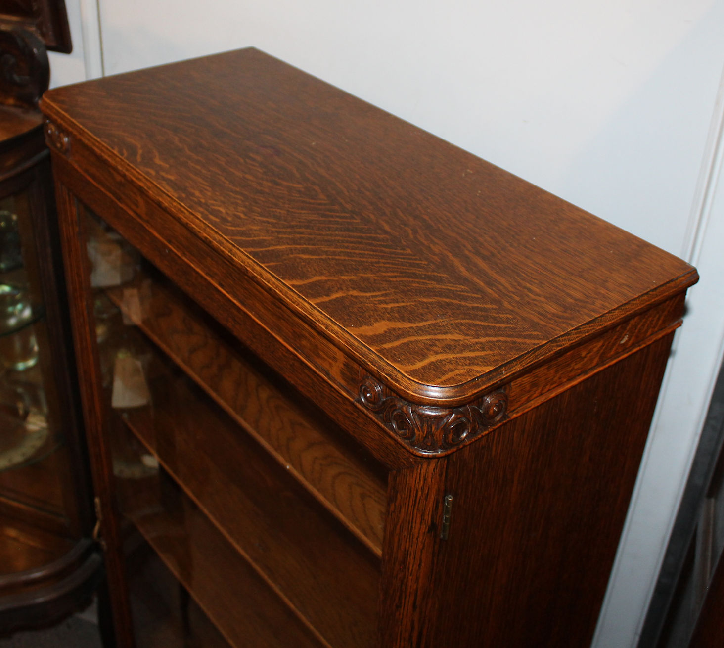Bargain John's Antiques Antique Quarter Sawn Oak Bookcase single