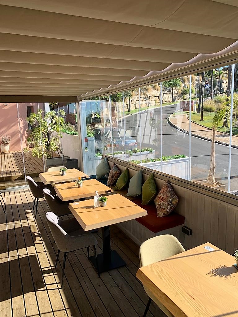 Benahavis Cafe Bars For Sale, Marbella Cafe Bars For Sale Bar in the Sun