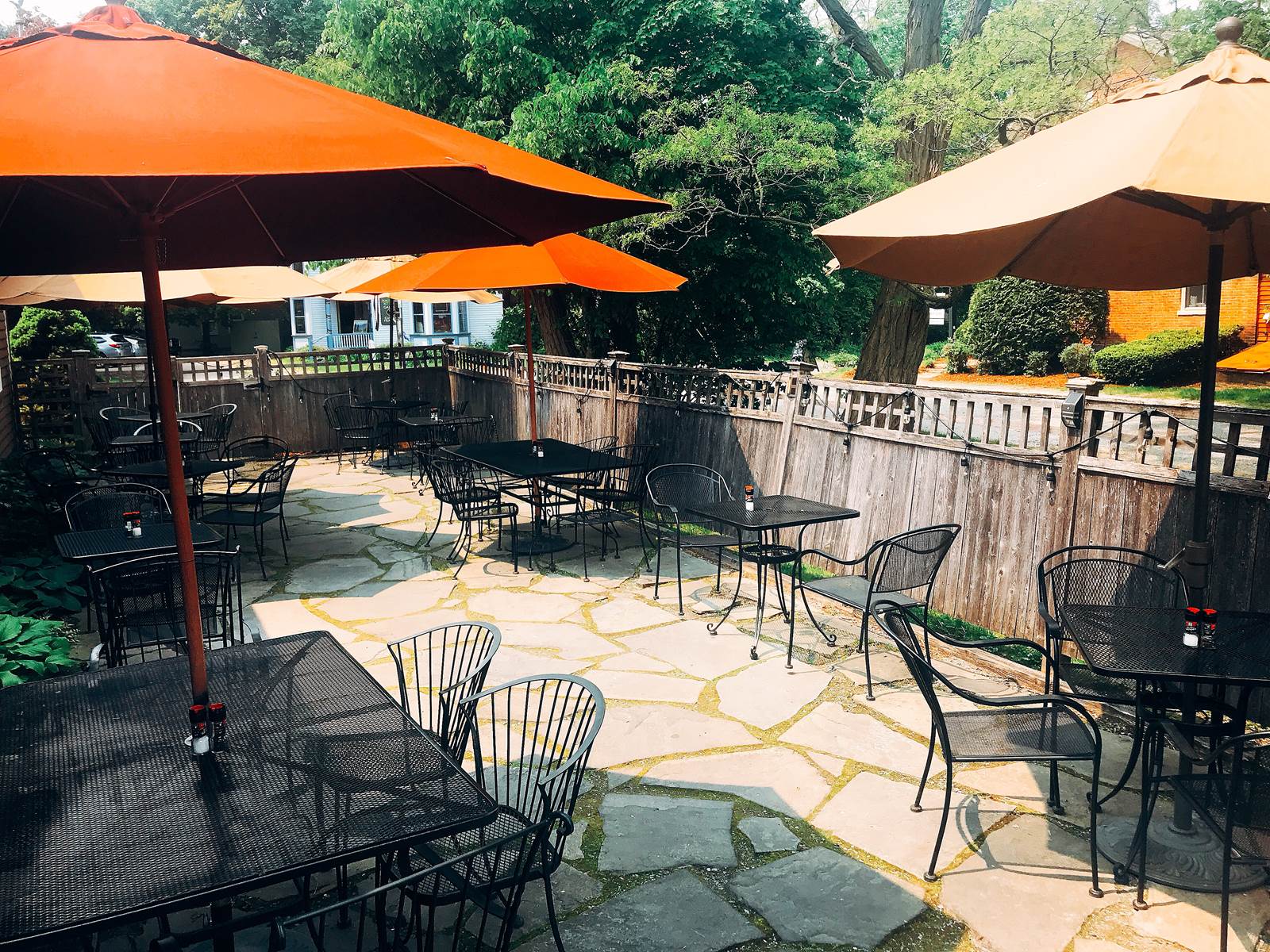 Photos Barkeaters Restaurant Shelburne, Vermont