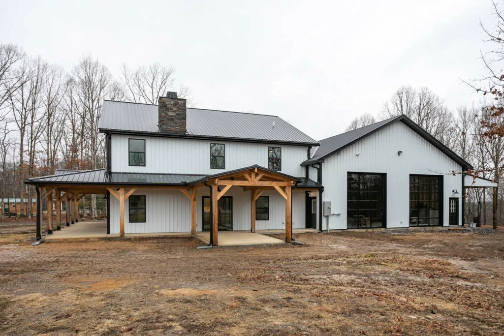 Summertown Tennessee Barndominium 3Bedroom Home with Incredibly