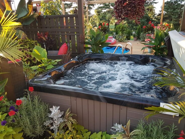 How to Insulate a Stock Tank Pool