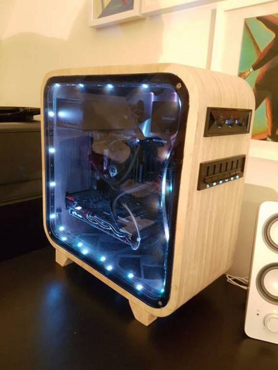 This Student Crafted An Amazing Handmade Wooden Computer