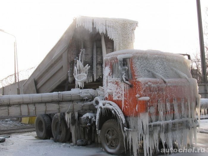 Frozen Truck Barnorama