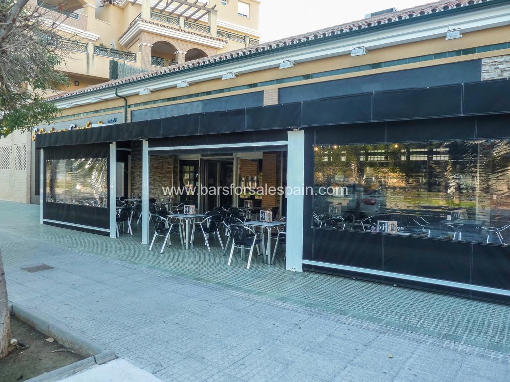 Magnificent Cafe bar for sale in Torremolinos, Costa del Sol Bars for