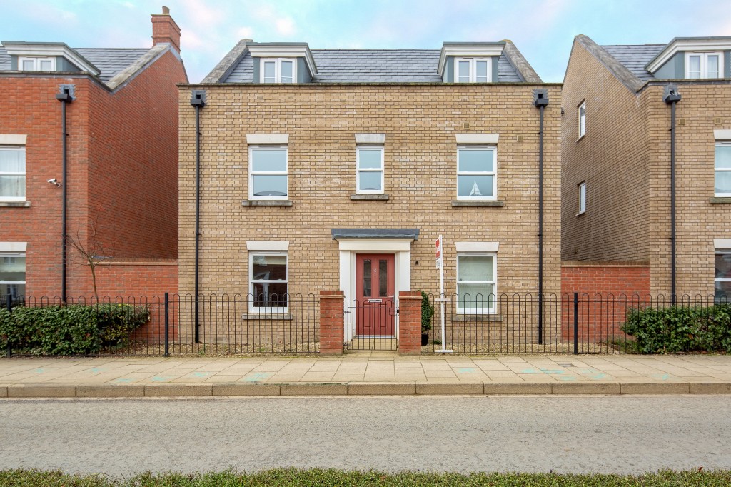 Whitelands Way, Bicester Barton Fleming