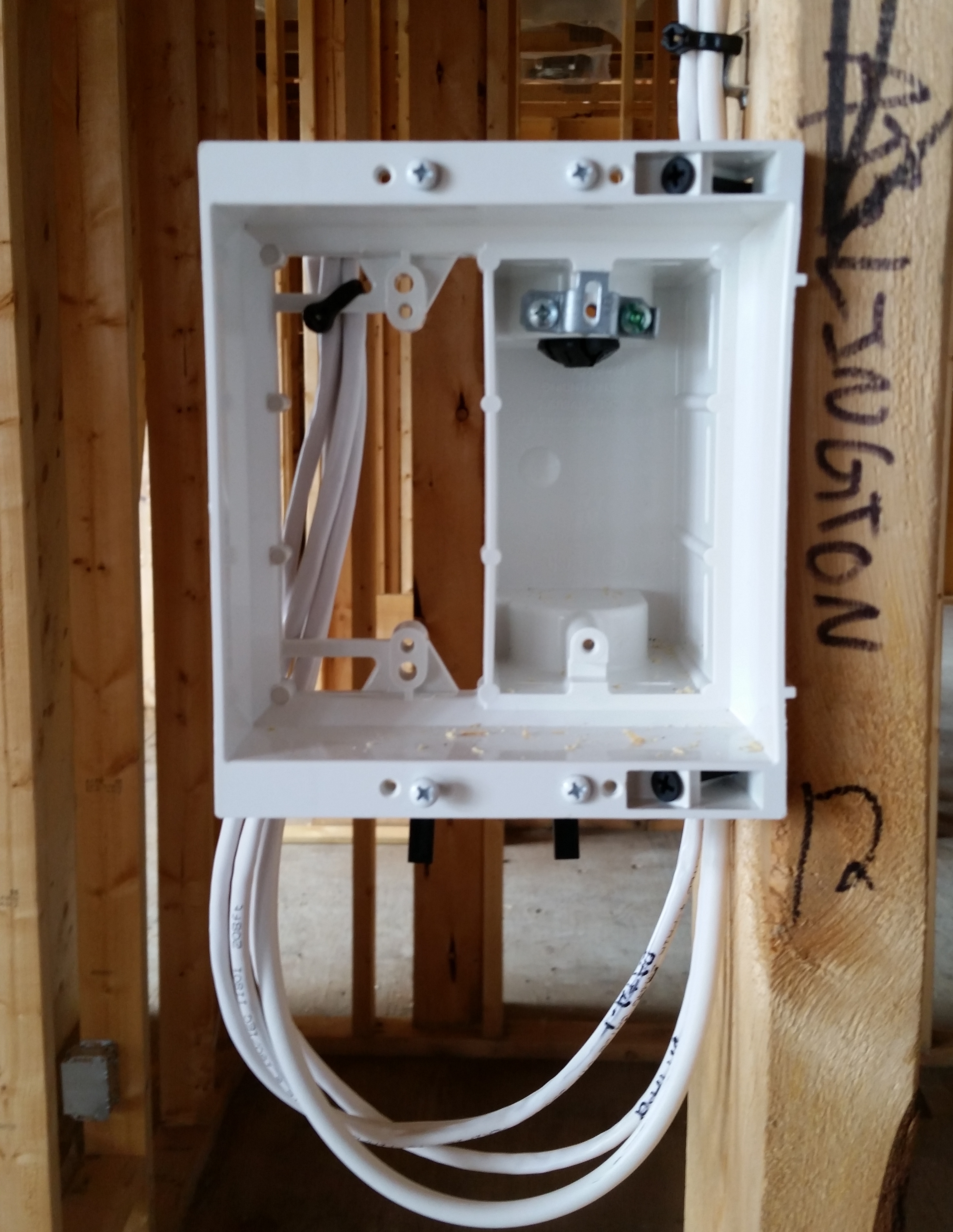 Structured Prewire www.baseelectronics.ca
