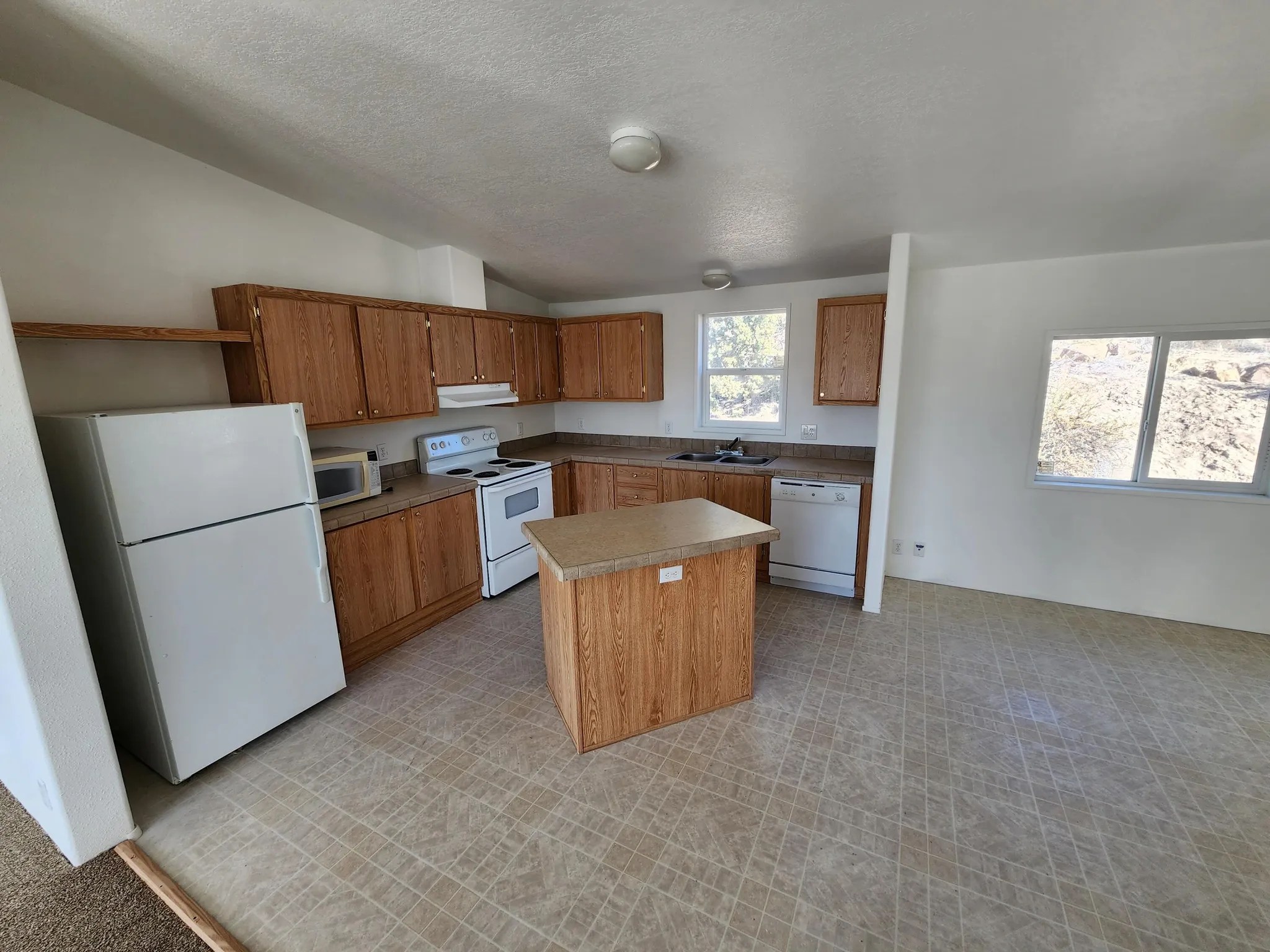 Sprague River Home For Sale, Shown by Jon Duncan of Keller Williams