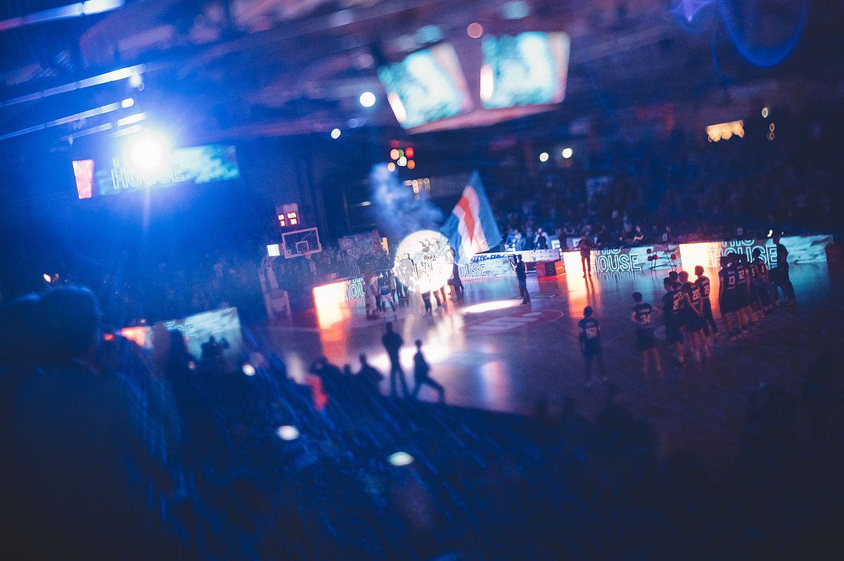 Fußball und Basketball im Doppelpack Medipolis SC Jena und FC Carl