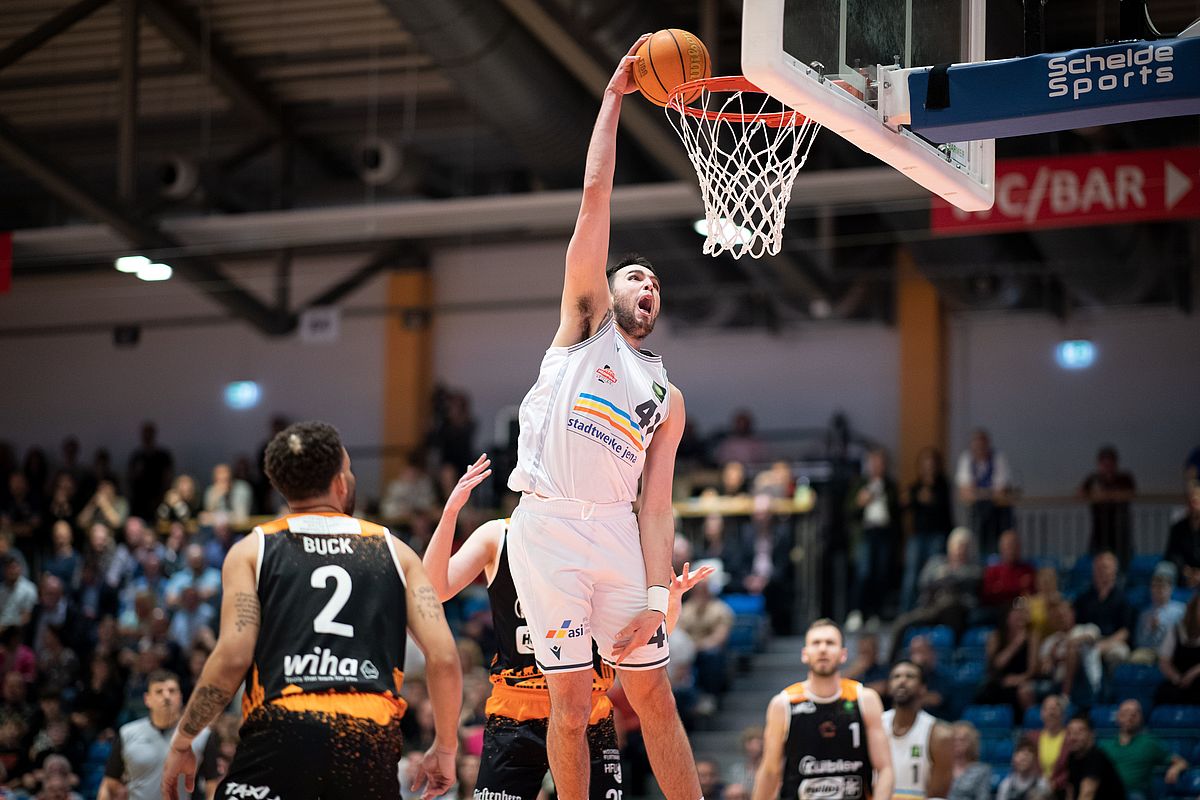 Erfolgreicher Heimspielabschied Medipolis SC Jena schlägt