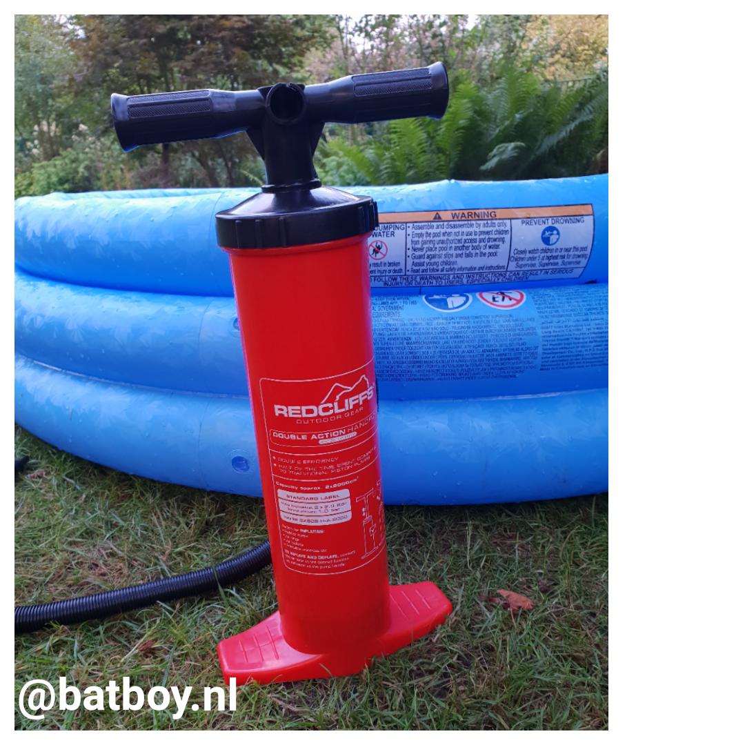 Opblaaszwembad Van Action | Dit Was Alles Behalve Verkoelend | Batboy
