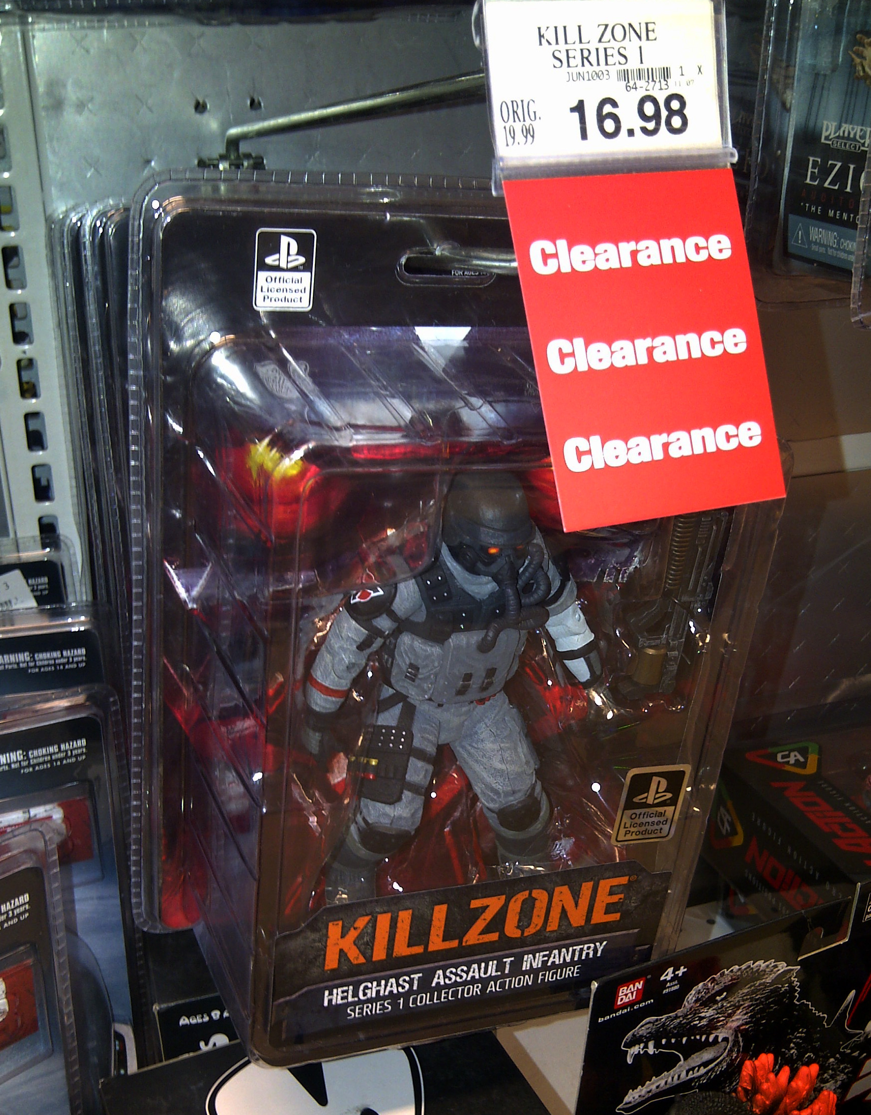 Killzone Action Figures on Clearance at ToysRUs BattleGrip