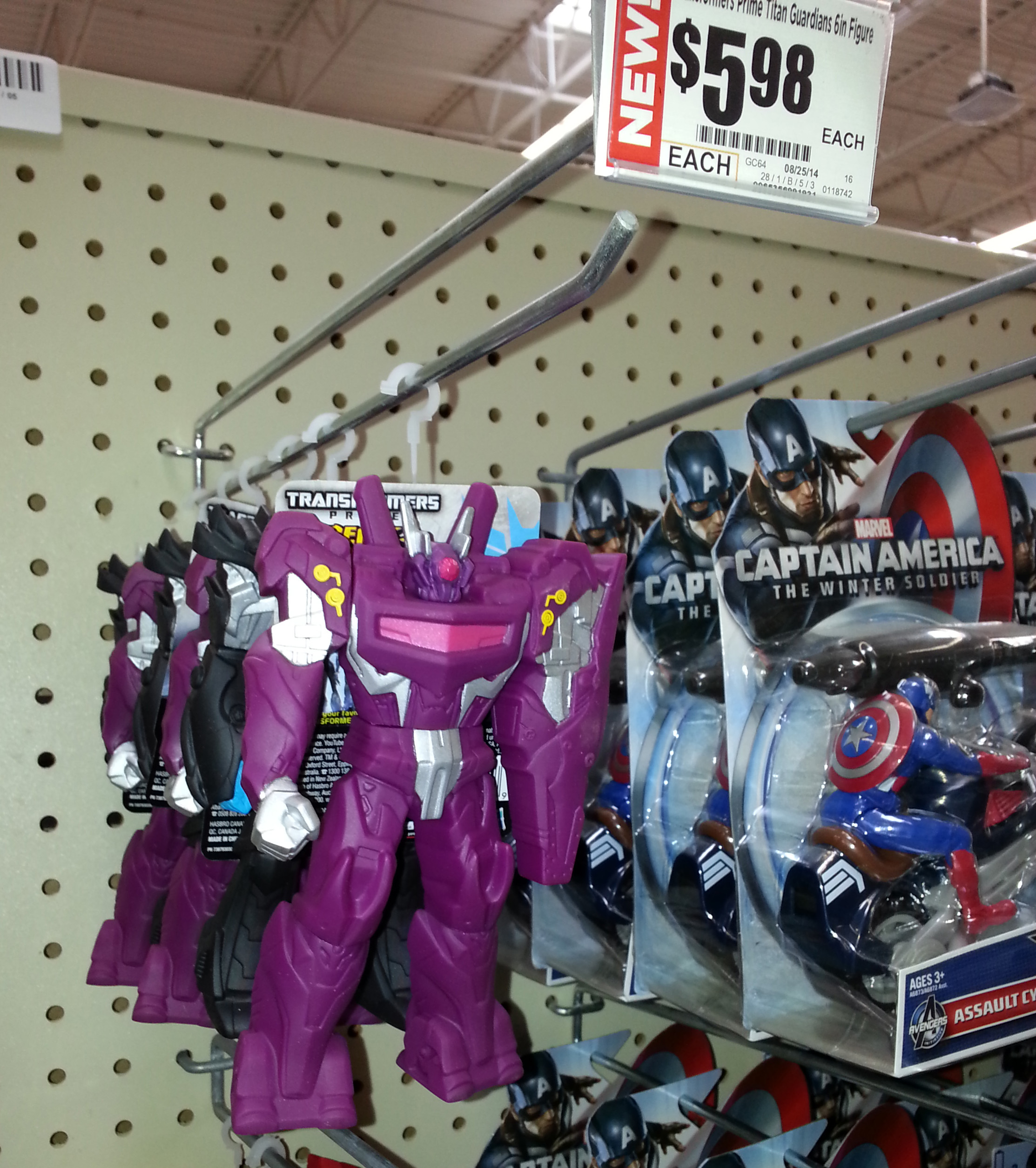 Transformers Vinyl Toys at Retail BattleGrip