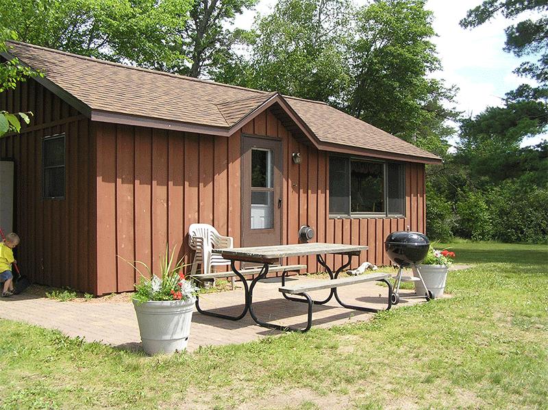 Point Cabin Bauer's Dam Resort on Buckatabon Lake in Conover, Wisconsin