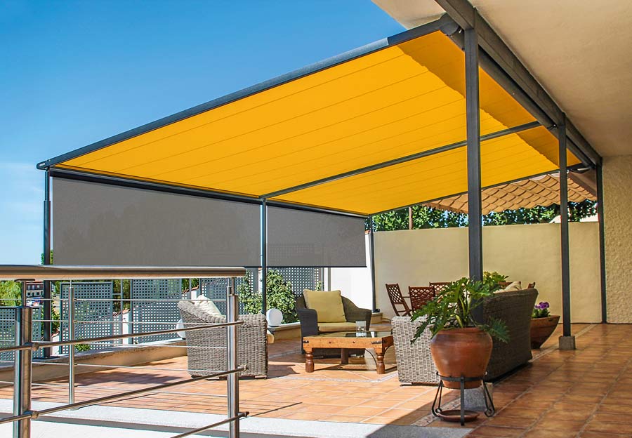 PergolaMarkise von Markilux mit zweifachem Sonnenschutz