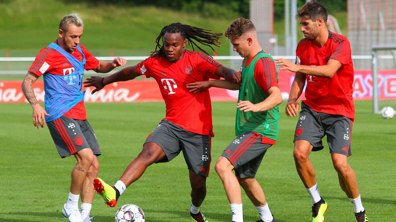 Bayern complete intense first week of training Official FC Bayern
