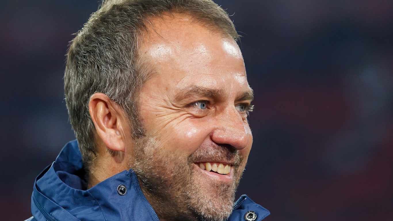 Hansi Flick remains FC Bayern head coach Official FC Bayern News