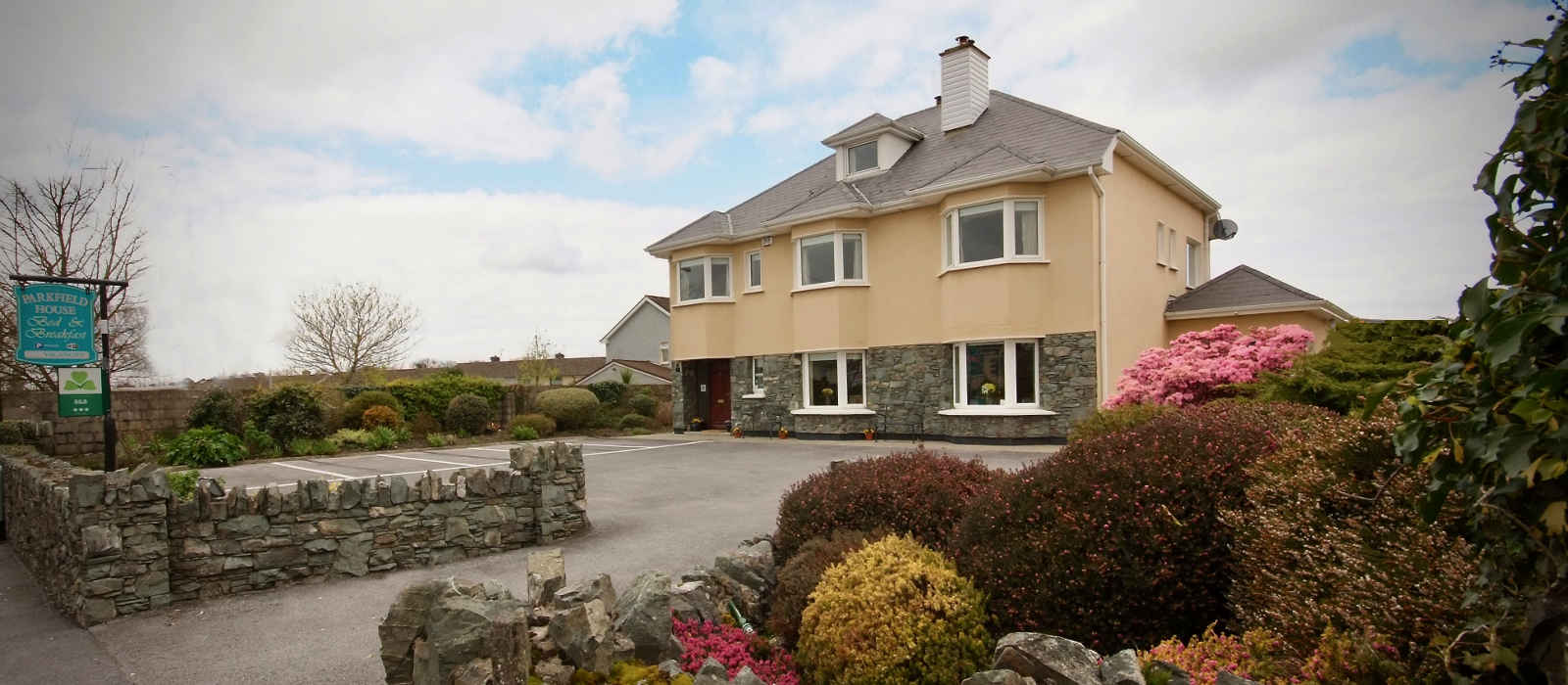 Parkfield House Bed and Breakfast Killarney Bed & Breakfast Ireland