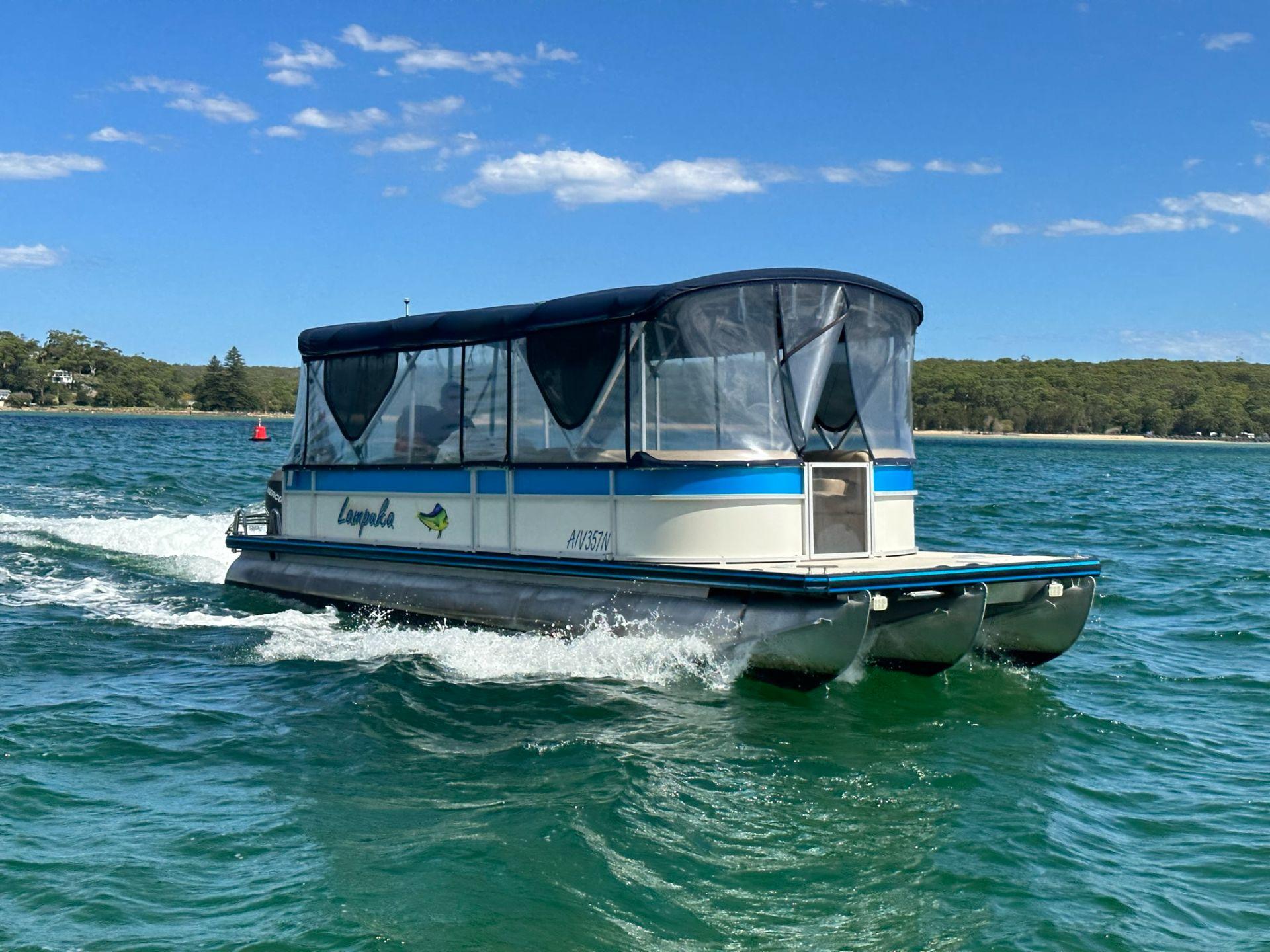 Runaway Bay Pontoon Boats 30ft TriPontoon BBM Yacht Sales