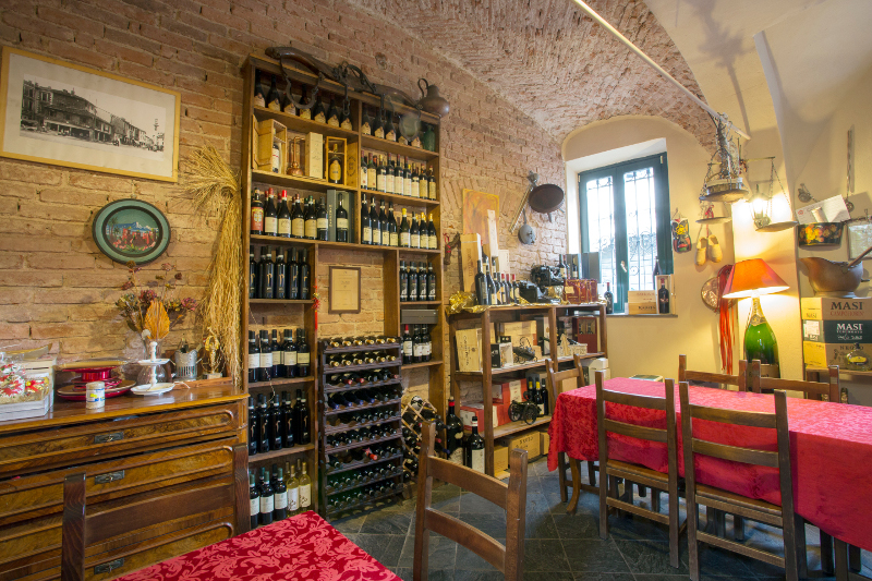Benvenuti al Bed & Breakfast Postporta Osteria Il Mercantò