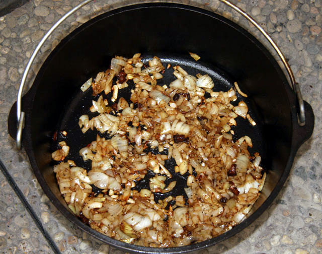 Dicke Rippe aus dem Dutch Oven BBQCounty