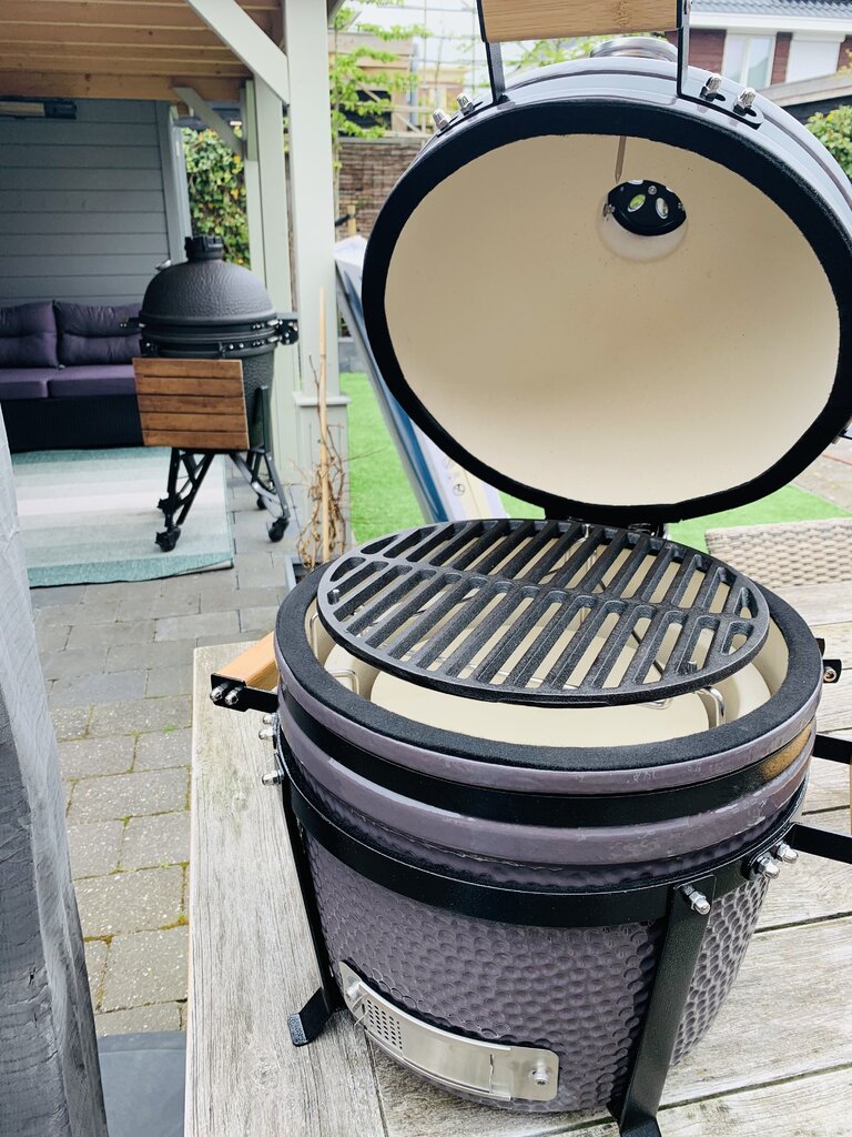 Grill Guru Compact Erbij :) | Het Bbq Genootschap