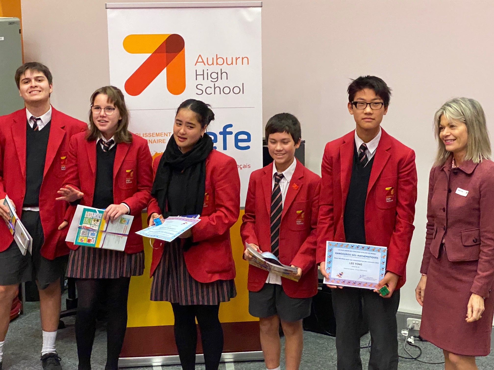 Auburn High School et le Kangourou des Maths Bleu Blanc Rouge