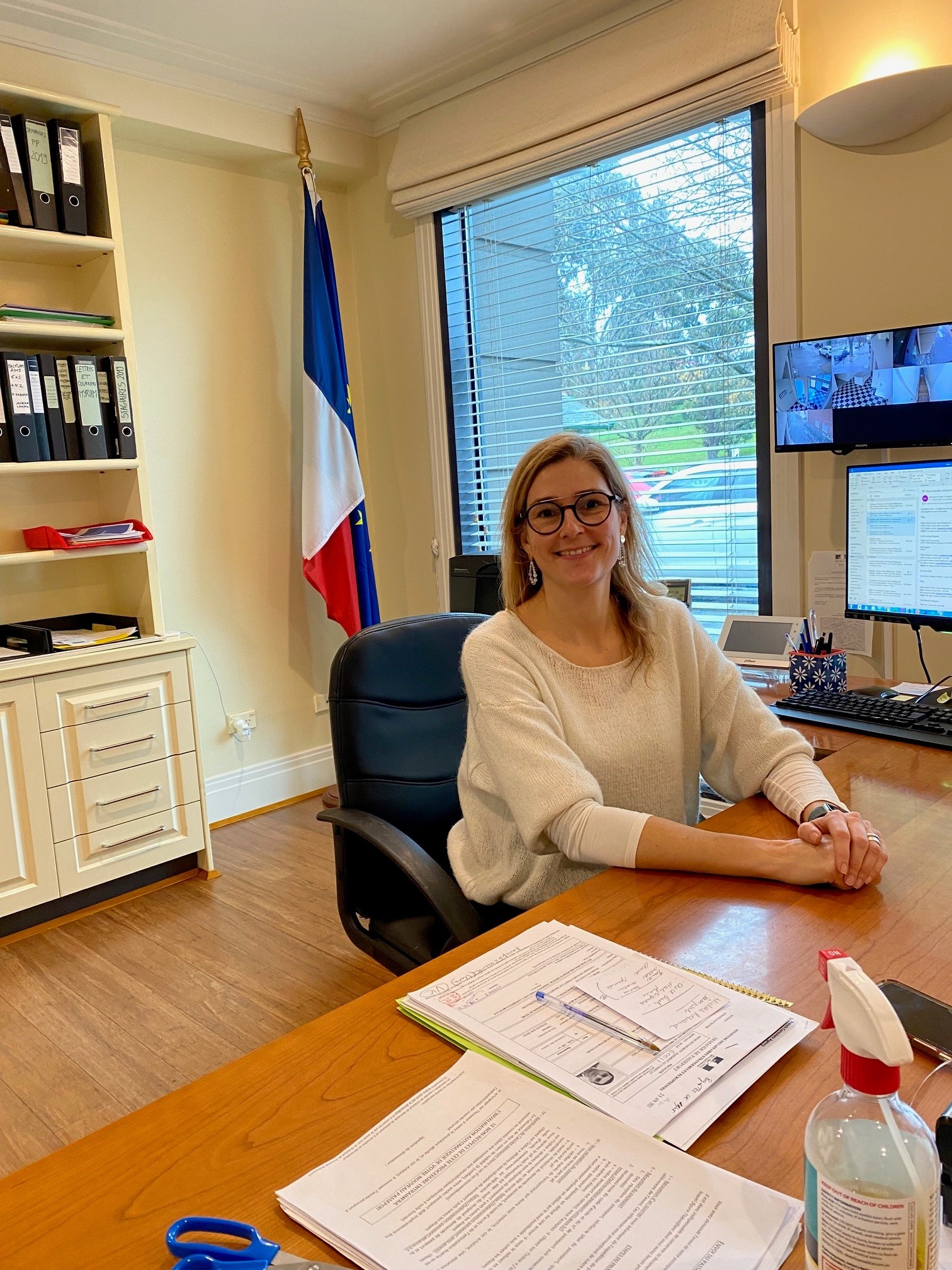 New Consular Assistant in Melbourne ! Bleu Blanc Rouge