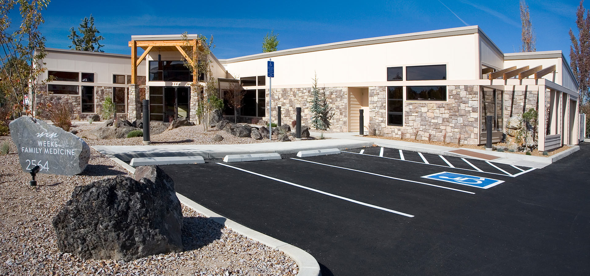 Weeks Medical Clinic BBT Architects