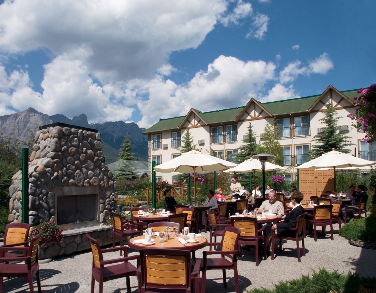 Coast Canmore Hotel and Conference Centre works for quick golf trips.