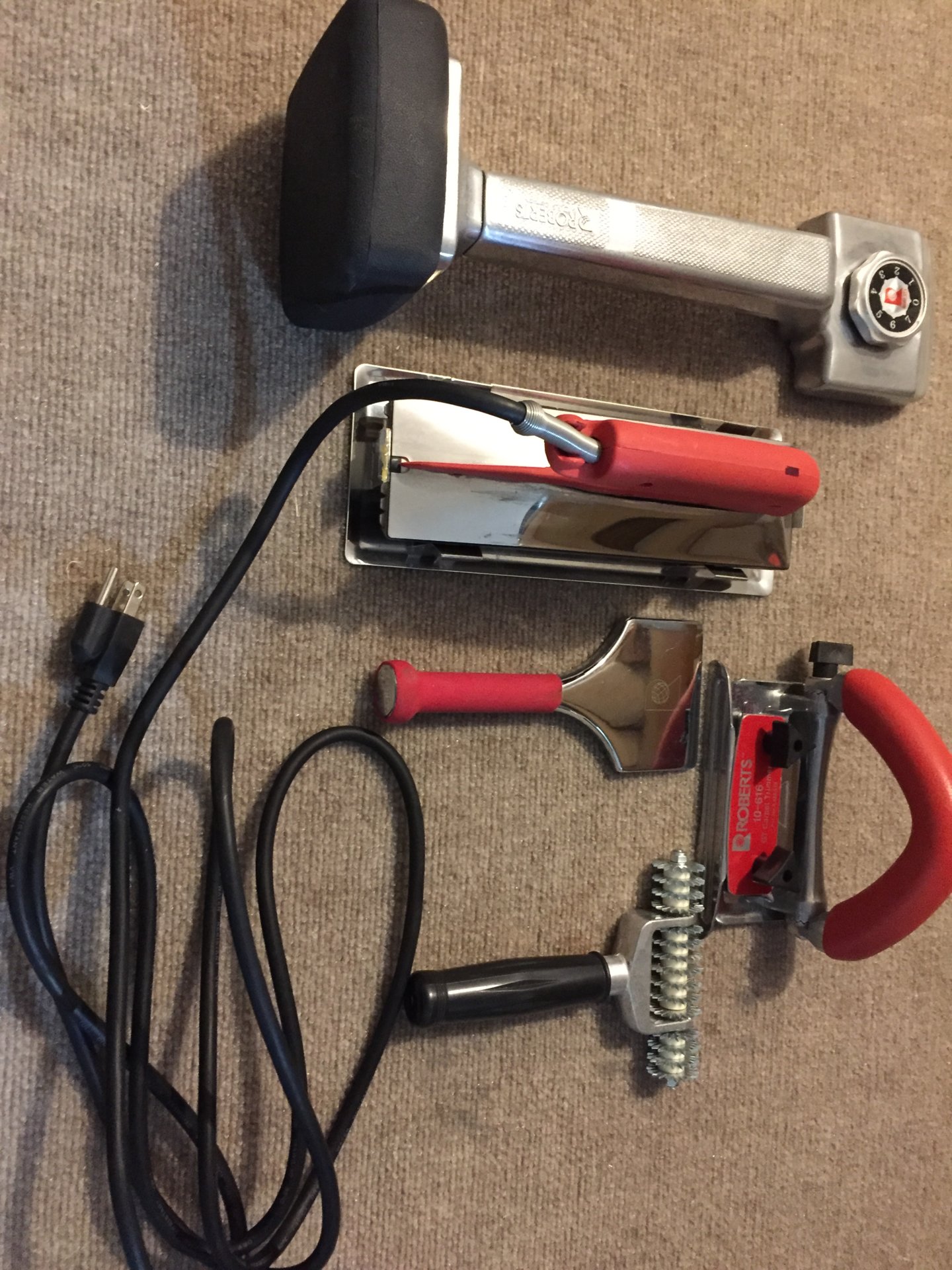 Carpet Tools Bloodydecks