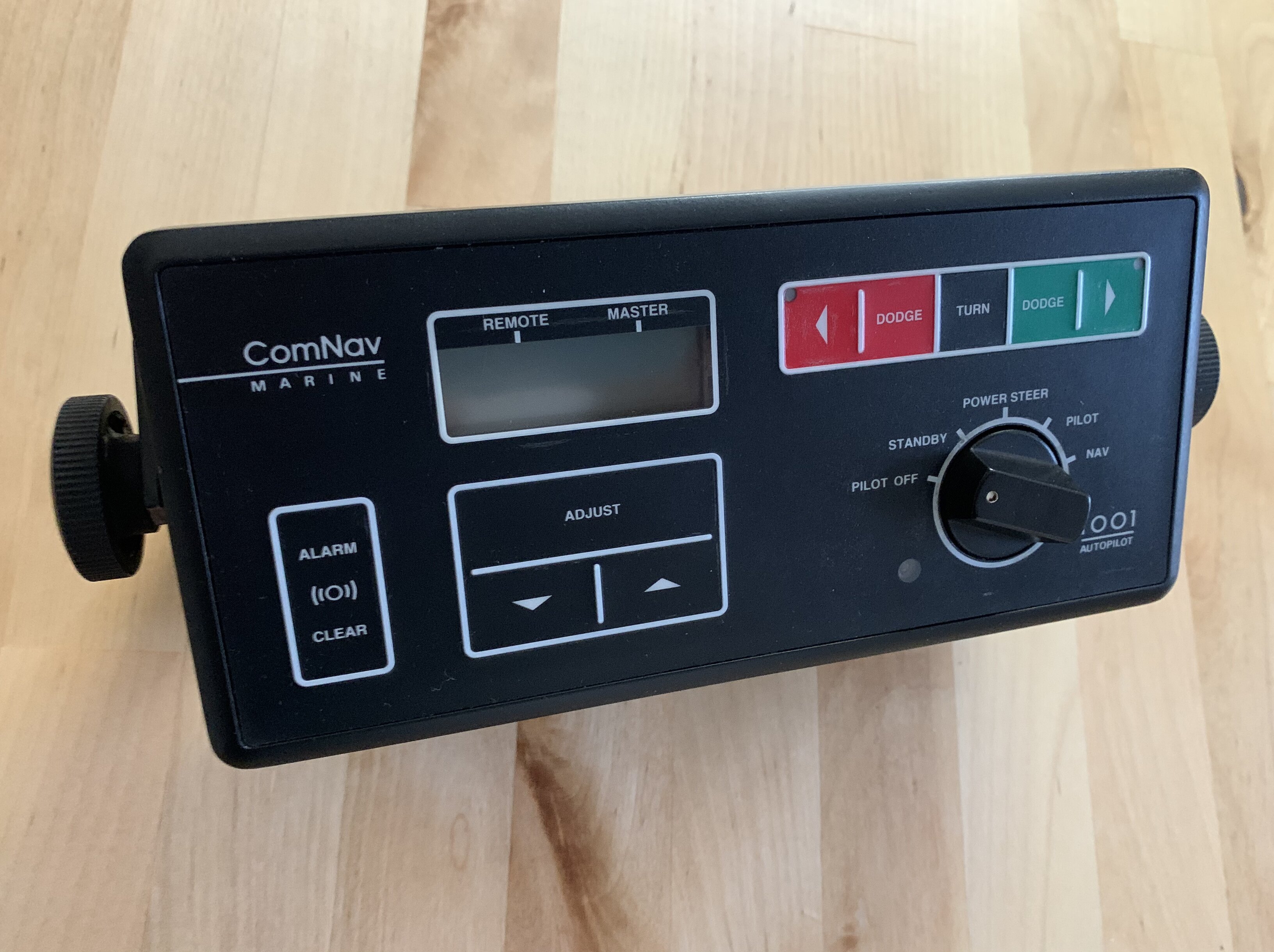 COMNAV 1001 AUTOPILOT SYSTEM COMPLETE.IMMACULATE | Bloodydecks