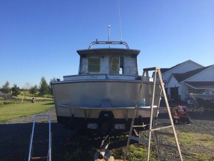 32ft La Conner Boat Works Bloodydecks