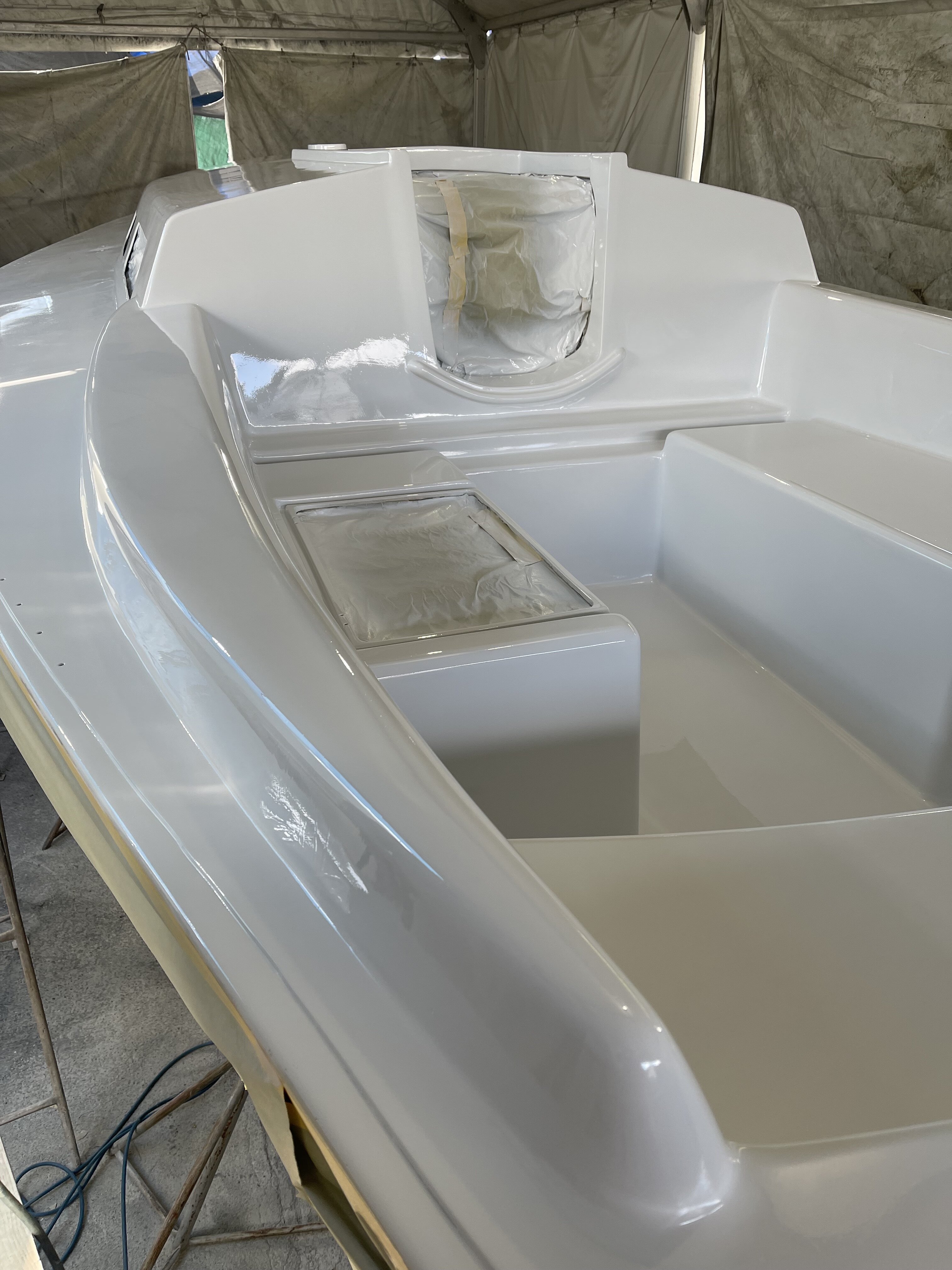 Gel coat vs. Deck paint Bloodydecks