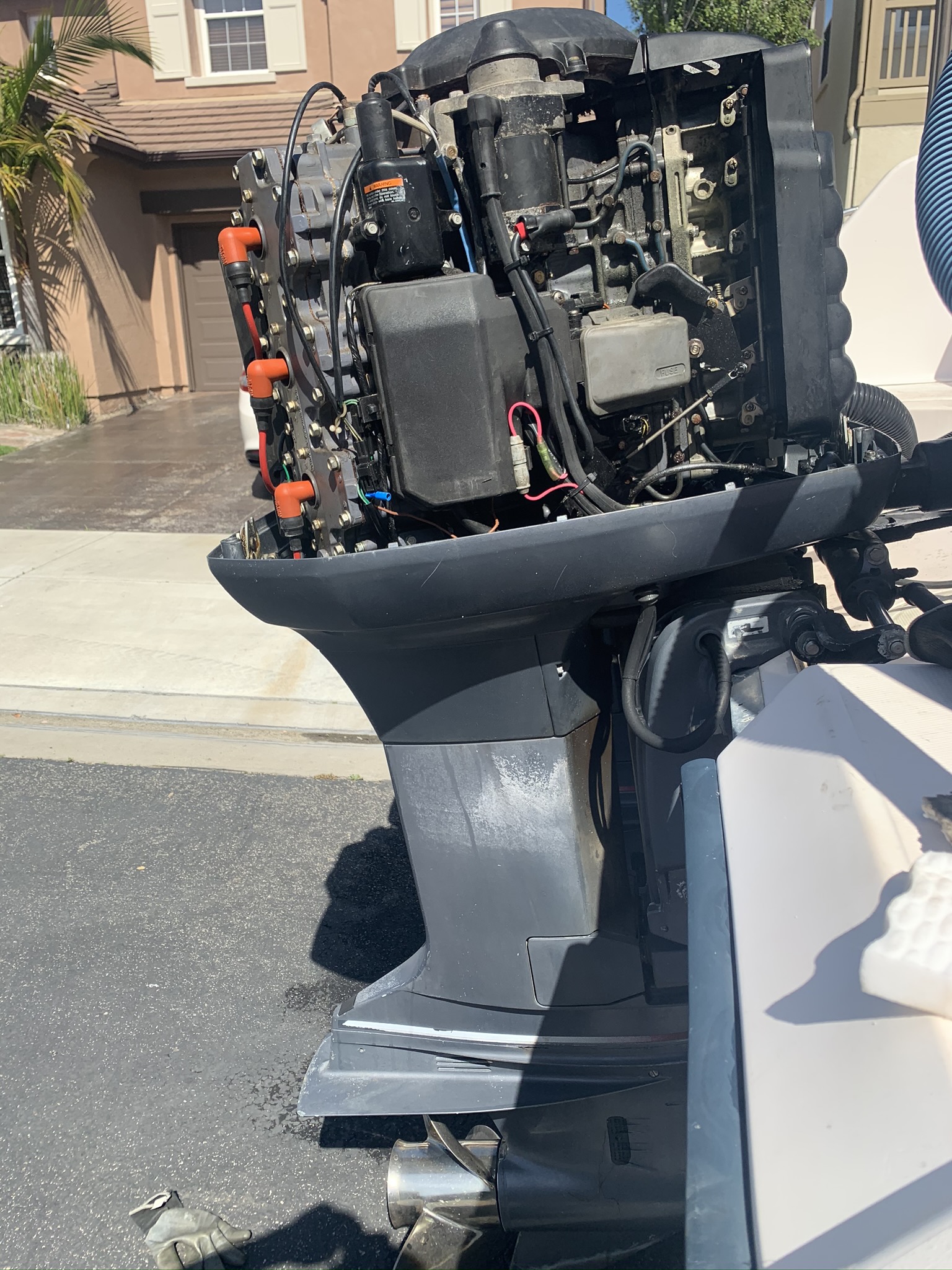 3 Outboard Engines 2000 Yamaha 250 2 Stroke OX66 4500, 3500 and