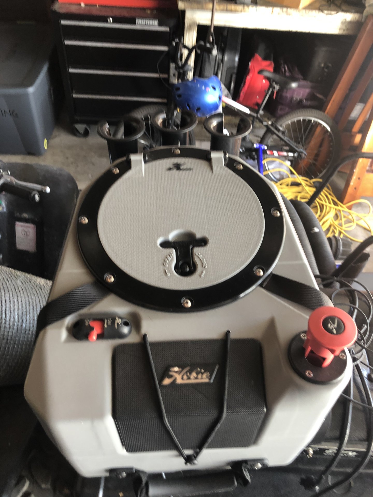 Hobie V2 Livewell | Bloodydecks