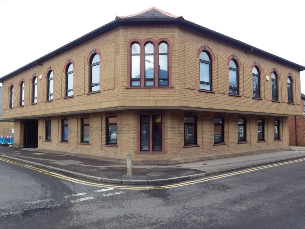 Jacobs Well, West Street Newbury sold for freehold occupation BDT