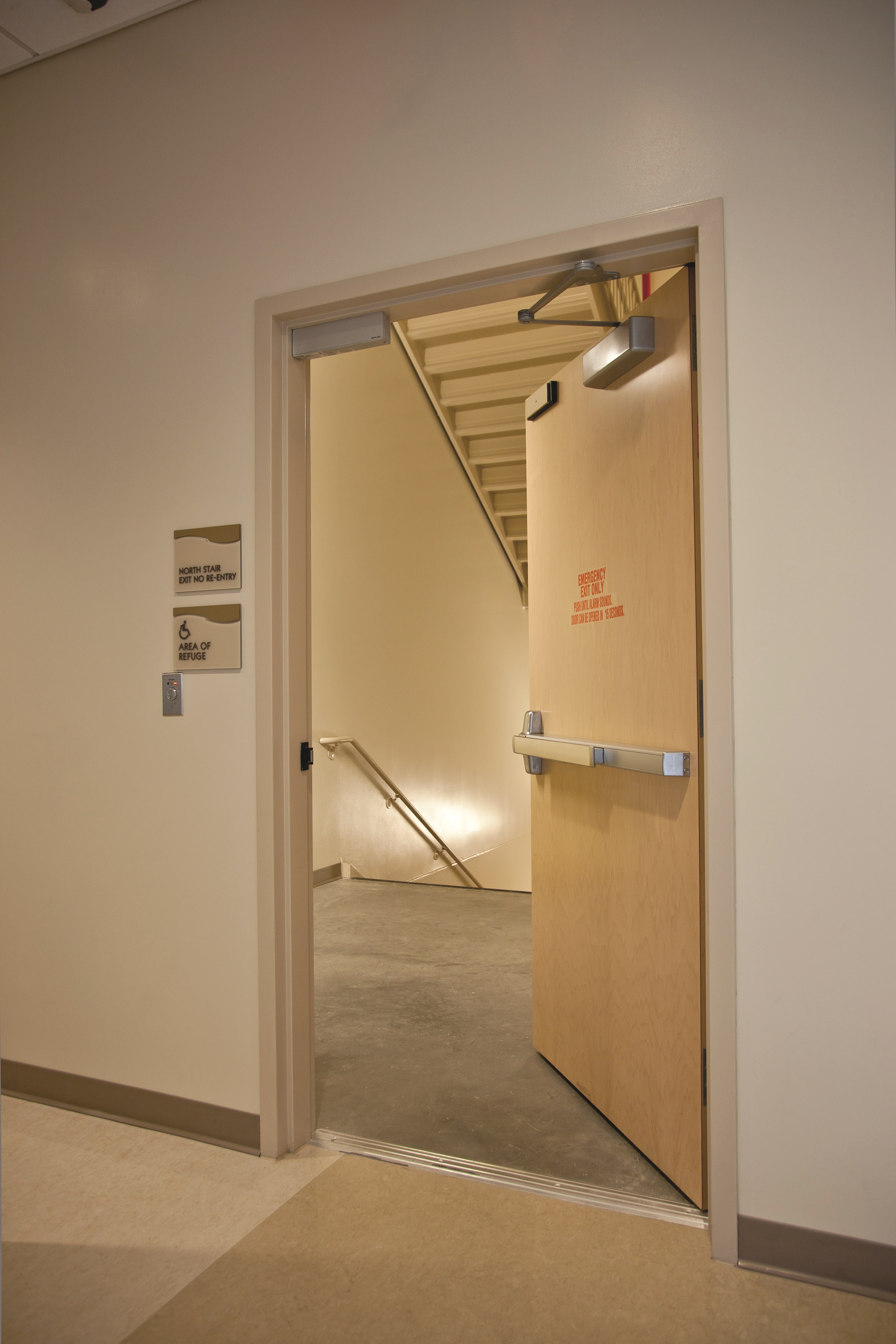 Hollow Metal Frames Beacon