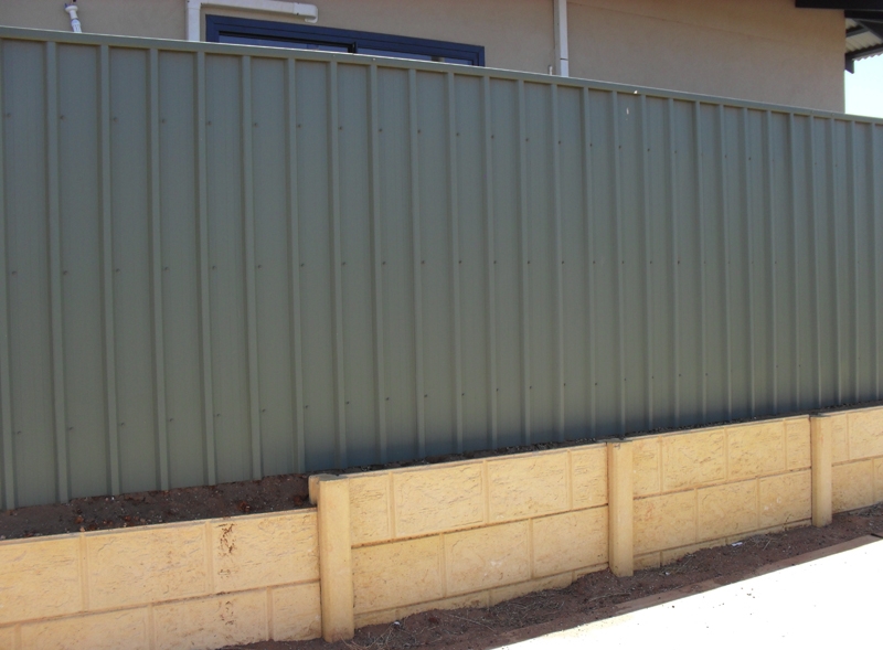 Twin Side Retaining Walls Perth Twinside Retaining Bears Fencing