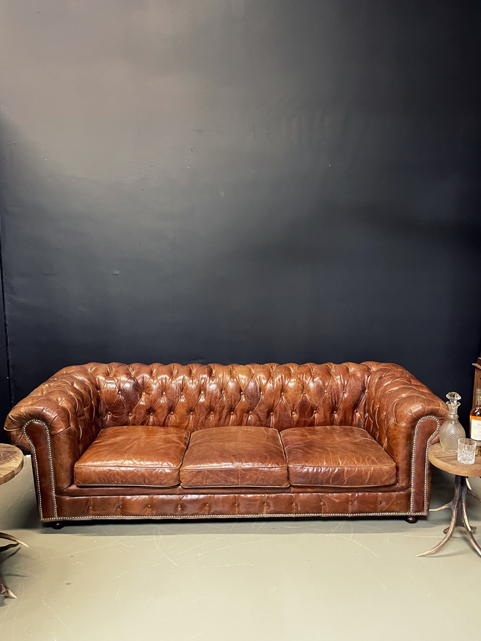 Vintage Leder Chesterfield Sofa BEAST Interiors