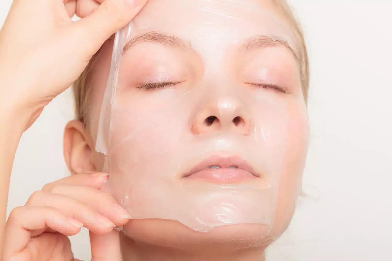 Pourquoi faire un peeling du visage ? Beauté Ultime