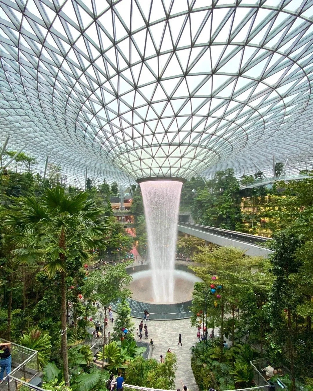 Jewel Changi Airport, Iconic & Instagrammable Beautiful Voyager
