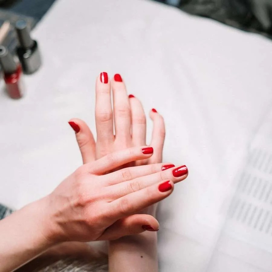 What’s The Best Nail Shape For Fat Fingers? [Plus Manicures That Make