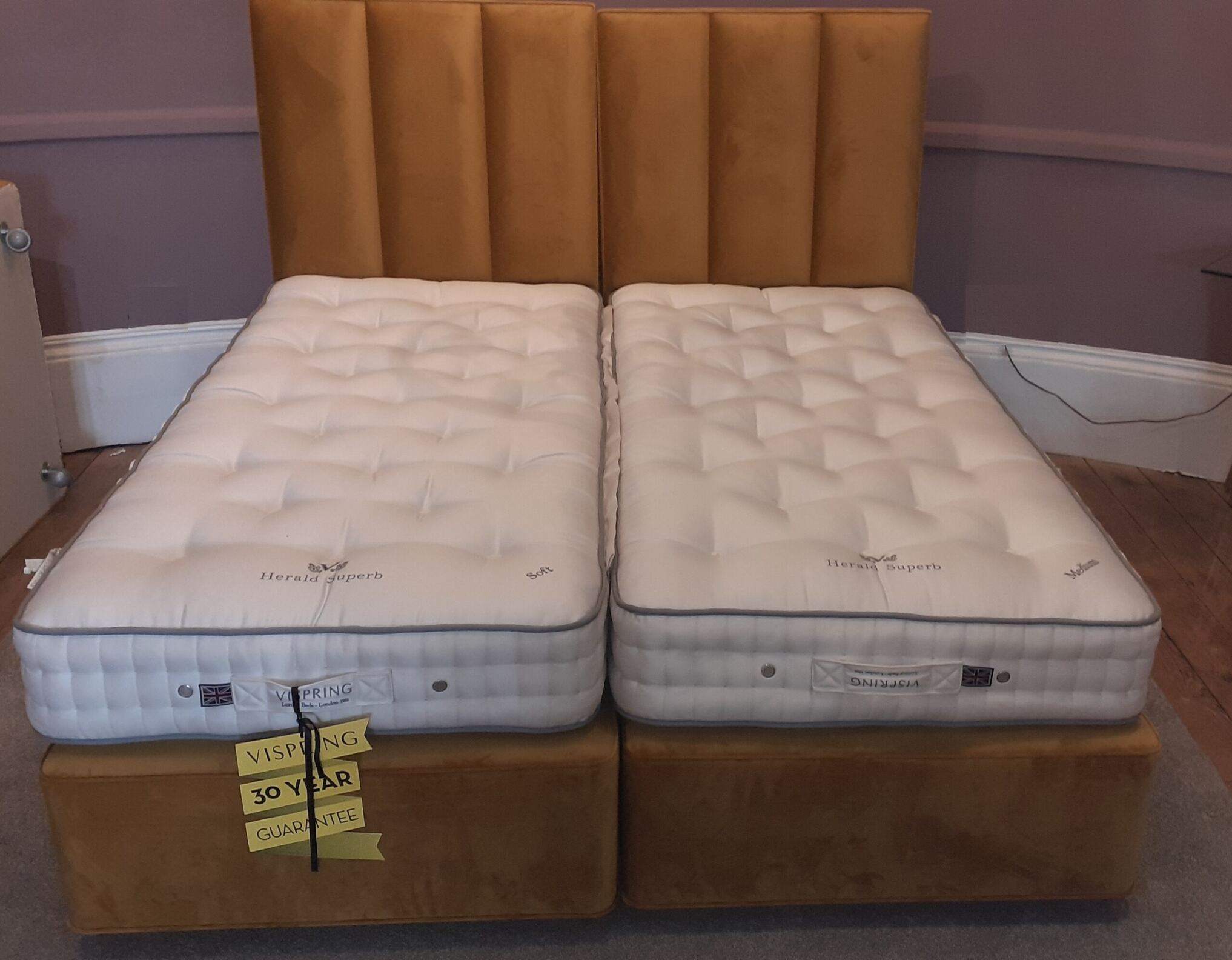 Ex Display 6’0 Superking Zip and Link Herald Superb Sprung Edge Divan