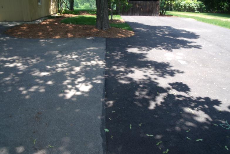 Sealcoatingexpectationsonyoursealeddriveway